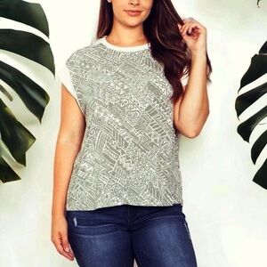 Lovely J Boutique Sage & Cream Floral Print Boxy Fit Cap Sleeve Top Small (4/6)